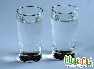 冬季飲涼開水、吃涼性食物 助排內熱提升抗病力