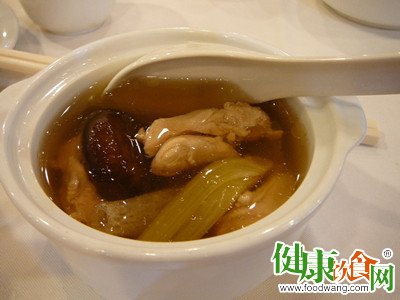 冬天喝什麼湯好?推薦六款溫補又健康的冬季湯品