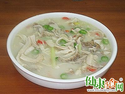 羊湯的做法:冬日暖胃進補的5款美味湯品