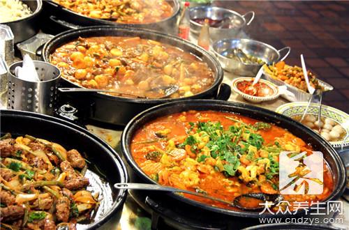 吃什麼會嘔吐？注意這些食物相克組合