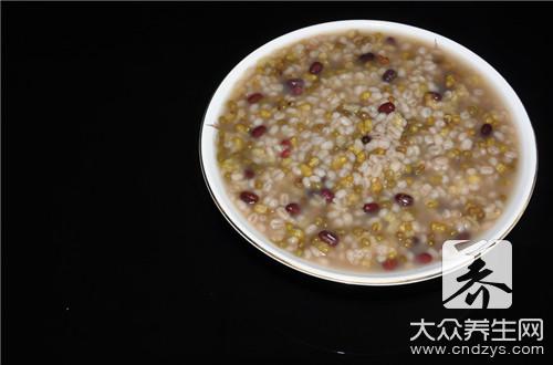 薏米红豆汤祛湿无效?避开5大误区,正确做法在此