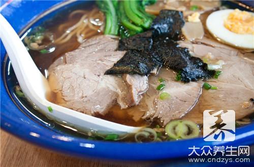 木耳與豆腐能同食吗?營養價值與搭配指南