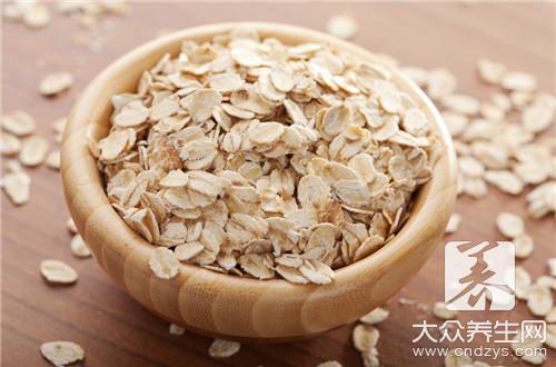 隱形鹽藏身哪些食物？多攝入危害解析