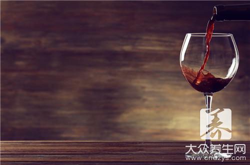 高胆固醇饮食禁忌与降脂指南：这些食物要远离