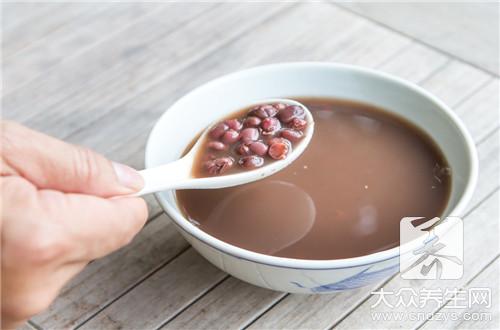 早餐慎食:白馒头与烫粥或致癌,健康饮食建議