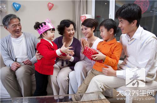 年夜饭禁忌:传统习俗与吉祥寓意全解析