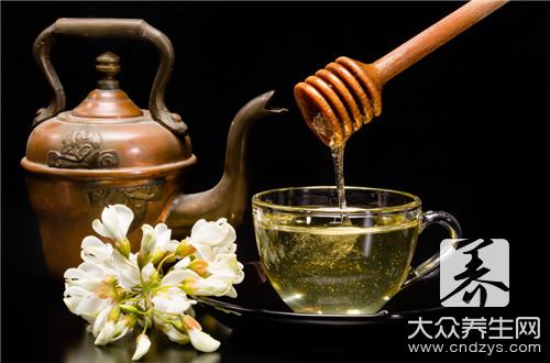 喝蜂蜜水的四大禁忌:注意這些原則更養生