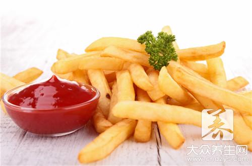 睡前慎食這5類食物 讓你夜夜無眠