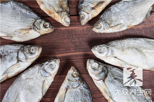 哪些人不宜食用鹹魚？鹹魚的副作用與禁忌解析