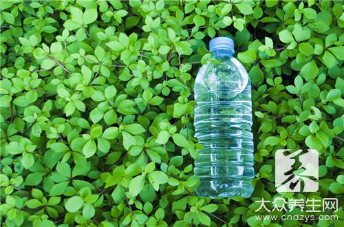 哪些人不宜饮用礦泉水？礦泉水對哪些人可能有不良影響？