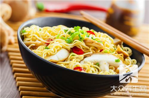 哪些人不宜食用拉面?拉面的副作用与禁忌解析