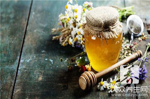哪些人不宜食用蜂蜜?蜂蜜的副作用與禁忌