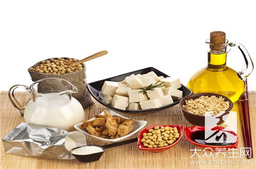 黃豆和綠豆能一起煮嗎？營養功效與食用注意事項