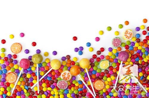 睡前應避開的10種食物:助你一夜好眠