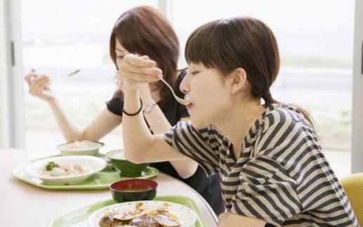 上班族健康饮食指南：合理安排三餐与时间