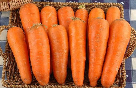為寶寶選輔食不能只看營養 這4類食物不適宜寶寶食用