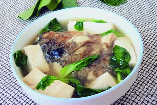 老年人吃鱼有什么好处?鱼类营养食谱推荐