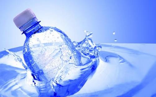 瓶裝水與自來水安全對比:哪種更可靠?