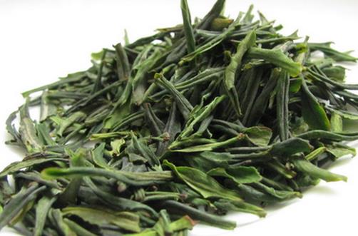 茶葉渣的十種妙用:消除黑眼圈與美肌祕訣