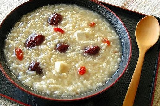 食欲不振?喝一碗滋補粥