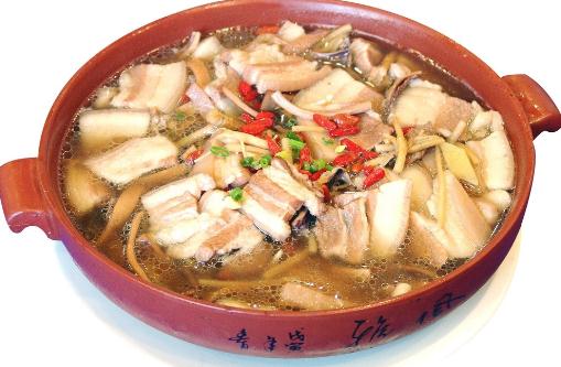 黃芪燉肉：提升免疫力的中式食療
