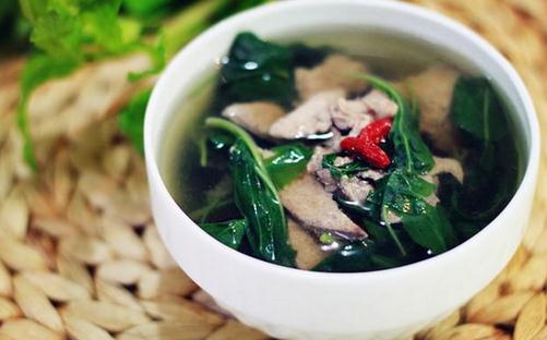 番茄猪肝瘦肉汤：营养丰富的明目养血美味