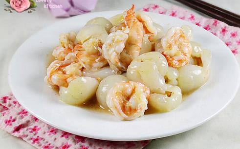 荔枝虾球:最佳丰胸美食