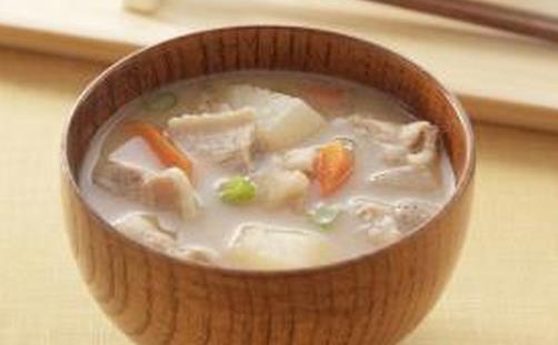 春季濕氣重吃什麼好?四款祛濕靓湯推薦