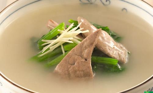 5款DIY食療驅散黑眼圈