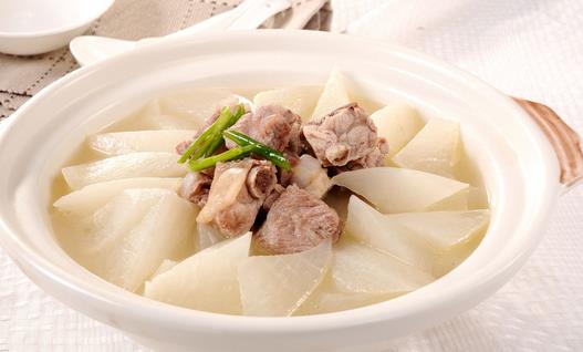 春季進補指南:3款平和藥膳食譜推薦