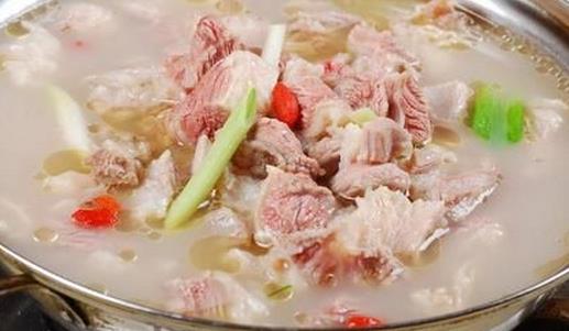 防治面神经炎药膳：十款食疗方详解