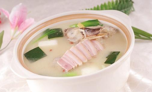 春季養生湯排毒佳:冬瓜薏米老鴨湯