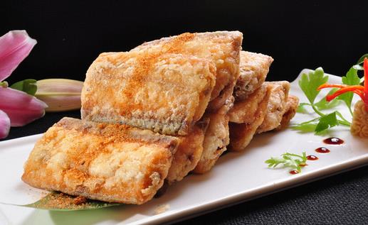 帶魚營養價值高 推薦3款家常干炸帶魚做法