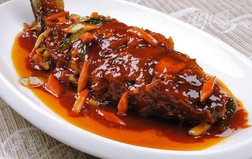 鯉魚的三種家常做法:糖醋、紅燒、清蒸