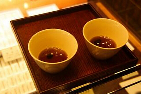 女人喝什麼茶養生?黑豆茶是首選