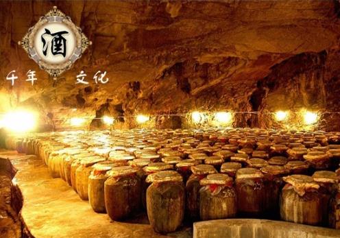 科学藏酒的正确方法:白酒窖藏时间与环境指南