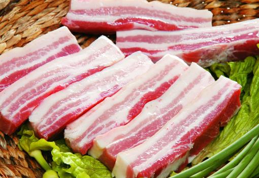 如何挑選優質的五花肉？挑選五花肉的方法與標準