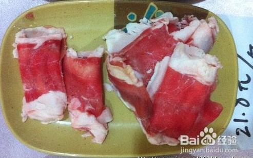 如何辨別假冒羊肉卷?豬肉與鴨肉仿冒特徵解析