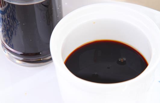 如何辨別醬油品質優劣?挑選好醬油的實用指南