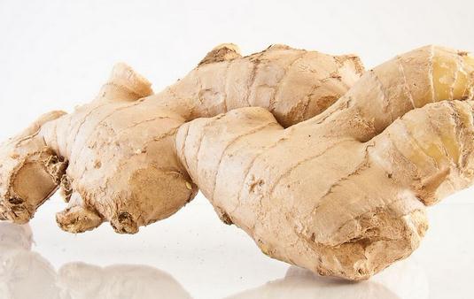 吃生姜與乾姜的好處 吃生姜與乾姜的好處:增食欲、暖身並延年益壽