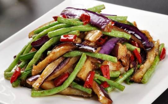 秋季吃茄子功效更佳，時令美味又養生