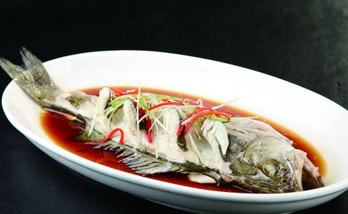 鲈魚營養價值與適食對象：哪些人適合吃？