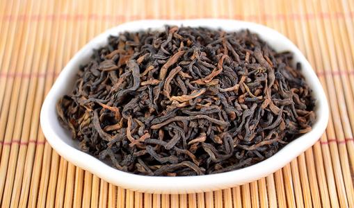普洱熟茶的功效与生茶区别全面解析