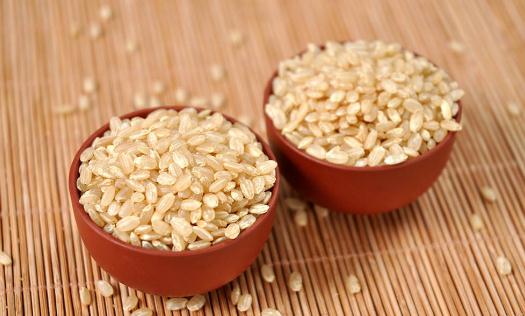 常吃糙米的好處與功效：營養價值、血糖控制與抗癌潛力
