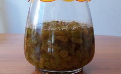 醋泡葡萄干的營養與功效：8大益處與注意事項