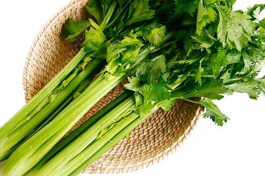 盤點芹菜的功效與作用｜推薦六大健康菜譜