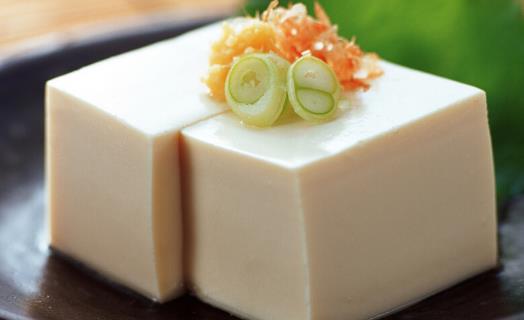 豆腐的功效與作用及防碎技巧