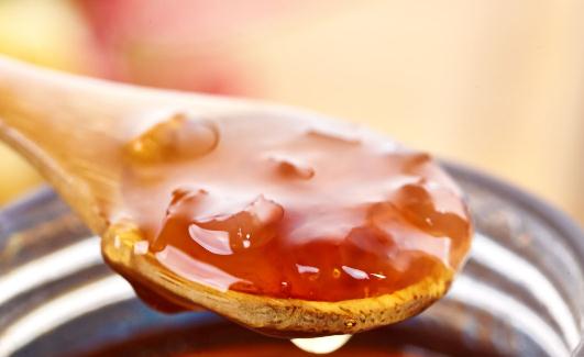 五味子茶的功效与饮用方法