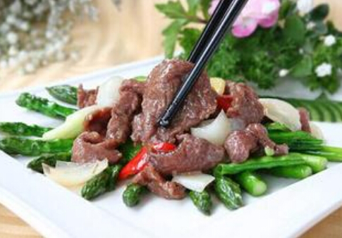牛肉營養價值與嫩滑烹調技巧