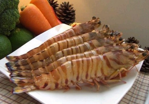 食用斑节虾的注意事项与食疗功效